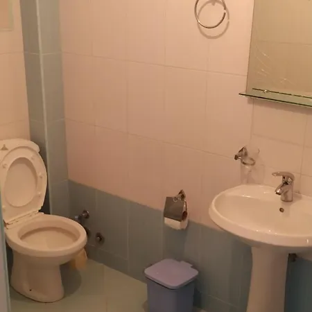Apartment Qoku Chicago Ksamil