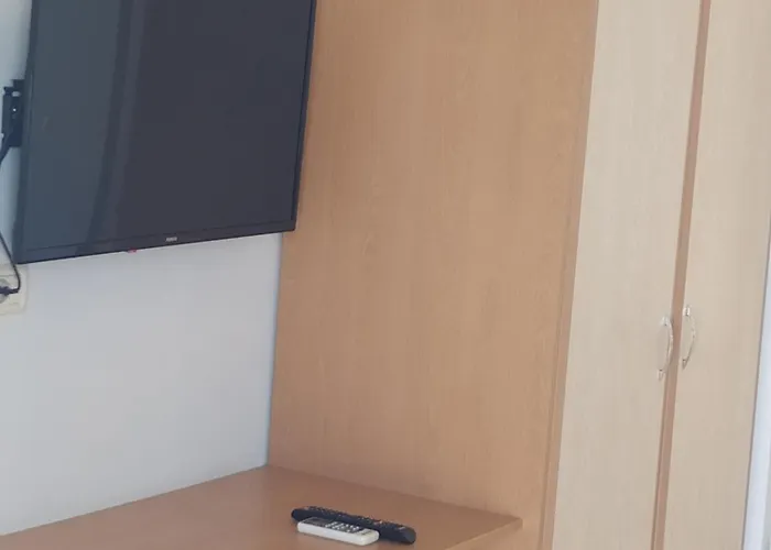 Qoku Chicago * Ksamil